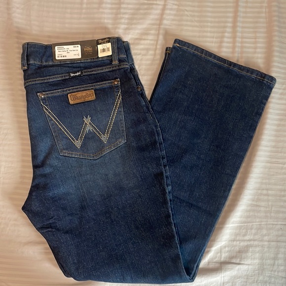 Wrangler Denim - Wrangler Retro Mae Boot Cut Jeans Size 17x32